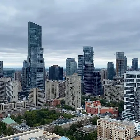 Downtown High-Rise Condo Near Eaton Centre